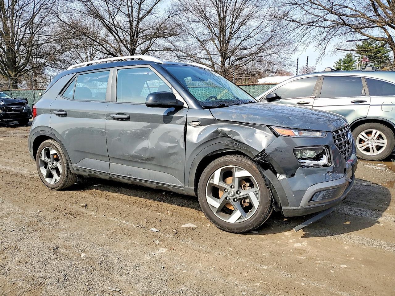 2023 Hyundai Venue Limited - zdjęcie 4