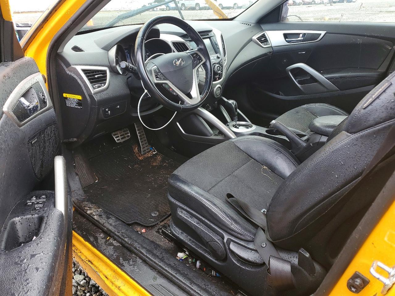 2015 Hyundai Veloster Base - zdjęcie 8