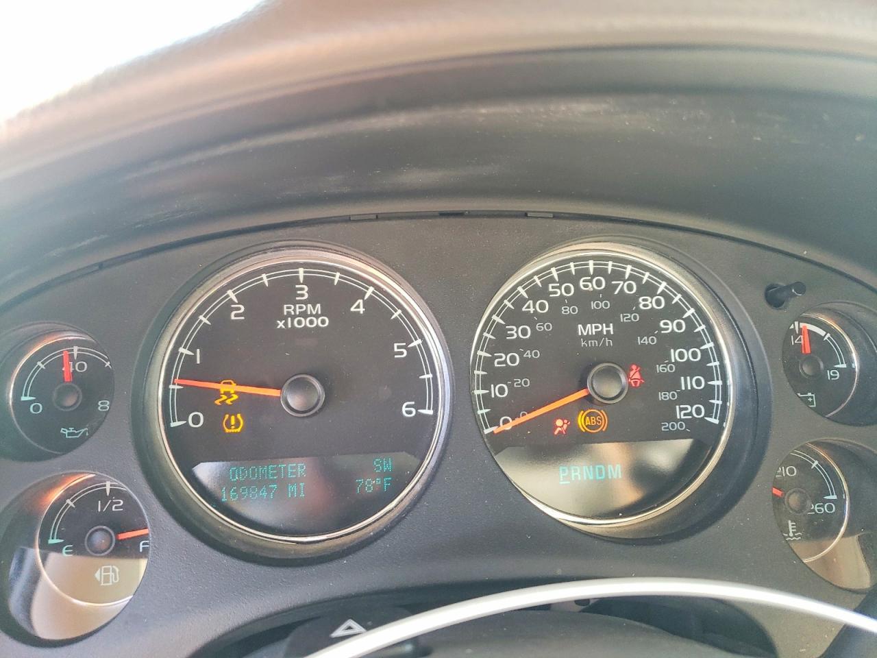 2014 Chevrolet Tahoe C1500 Lt - zdjęcie 9