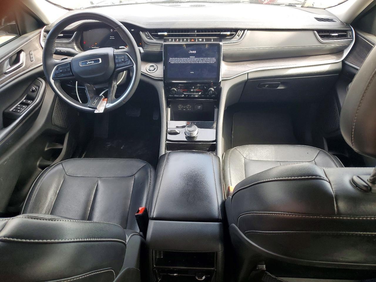2023 Jeep Grand Cherokee - zdjęcie 8