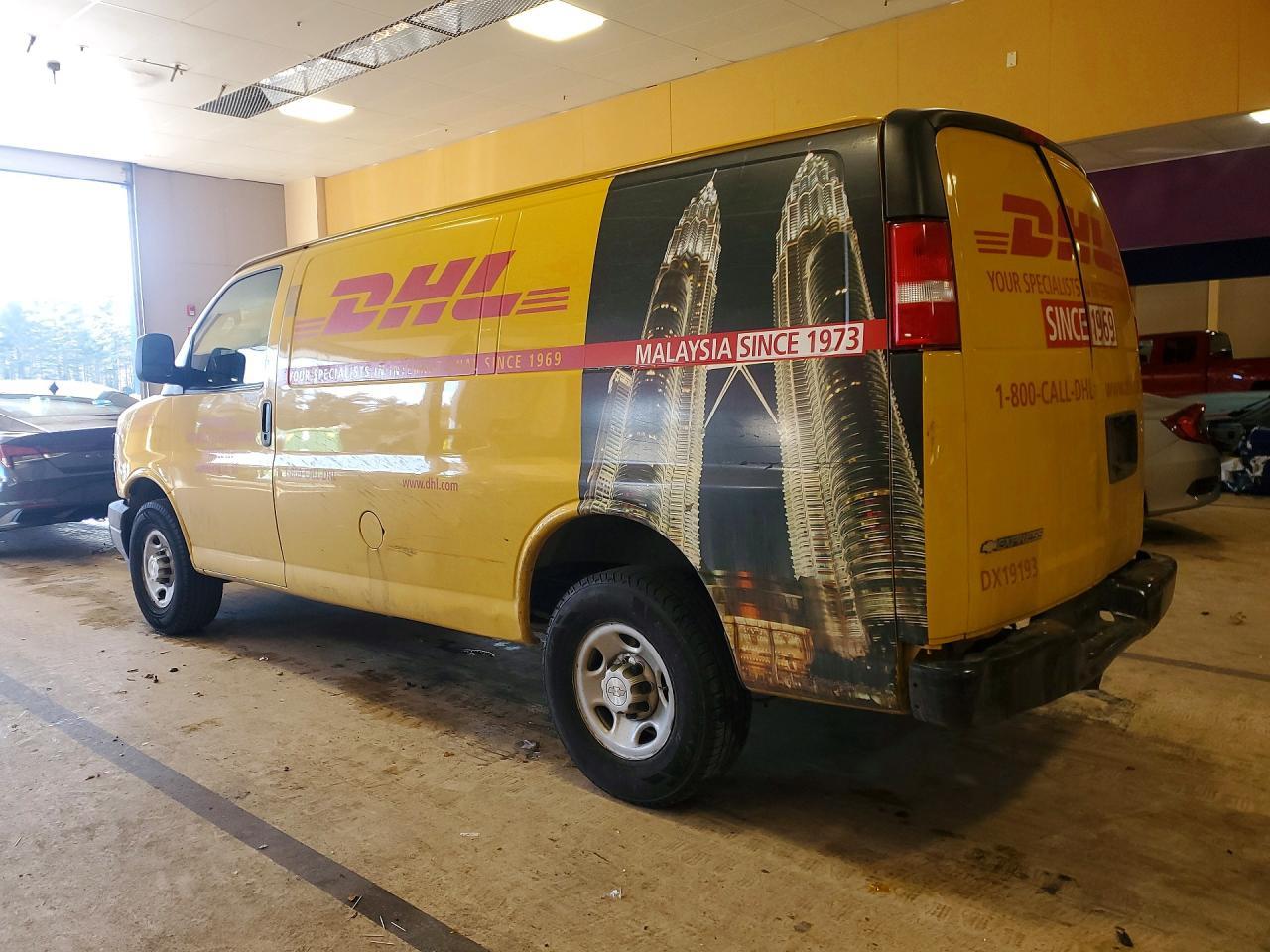 2019 Chevrolet Express G2500 - zdjęcie 2
