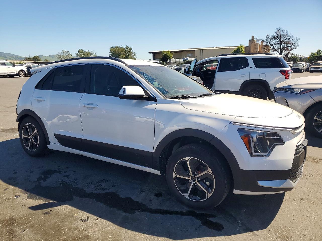 2025 Kia Niro Ex - zdjęcie 4