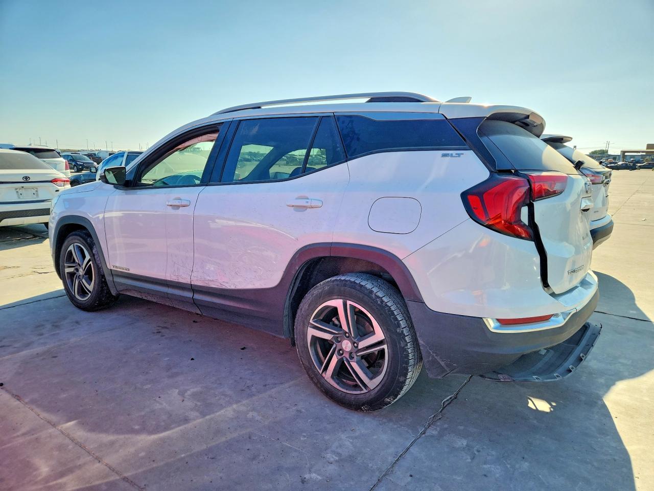 2020 GMC Terrain Slt - zdjęcie 2