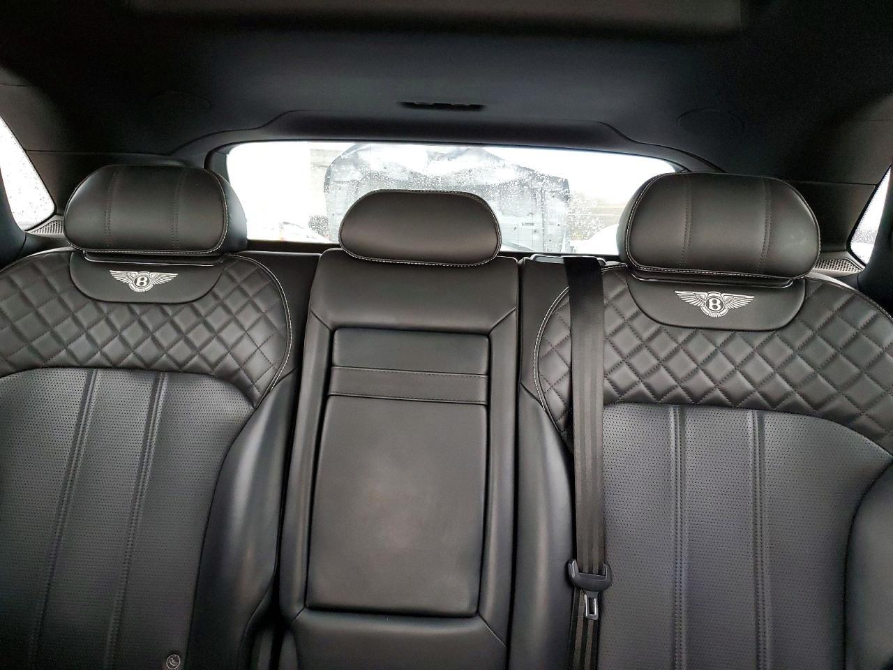 2017 Bentley Bentayga - zdjęcie 10