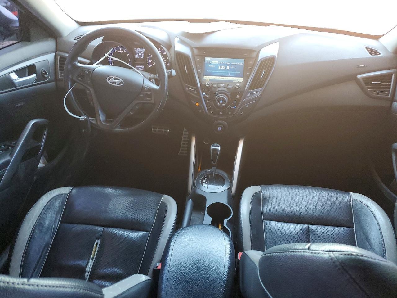 2013 Hyundai Veloster Turbo - zdjęcie 8