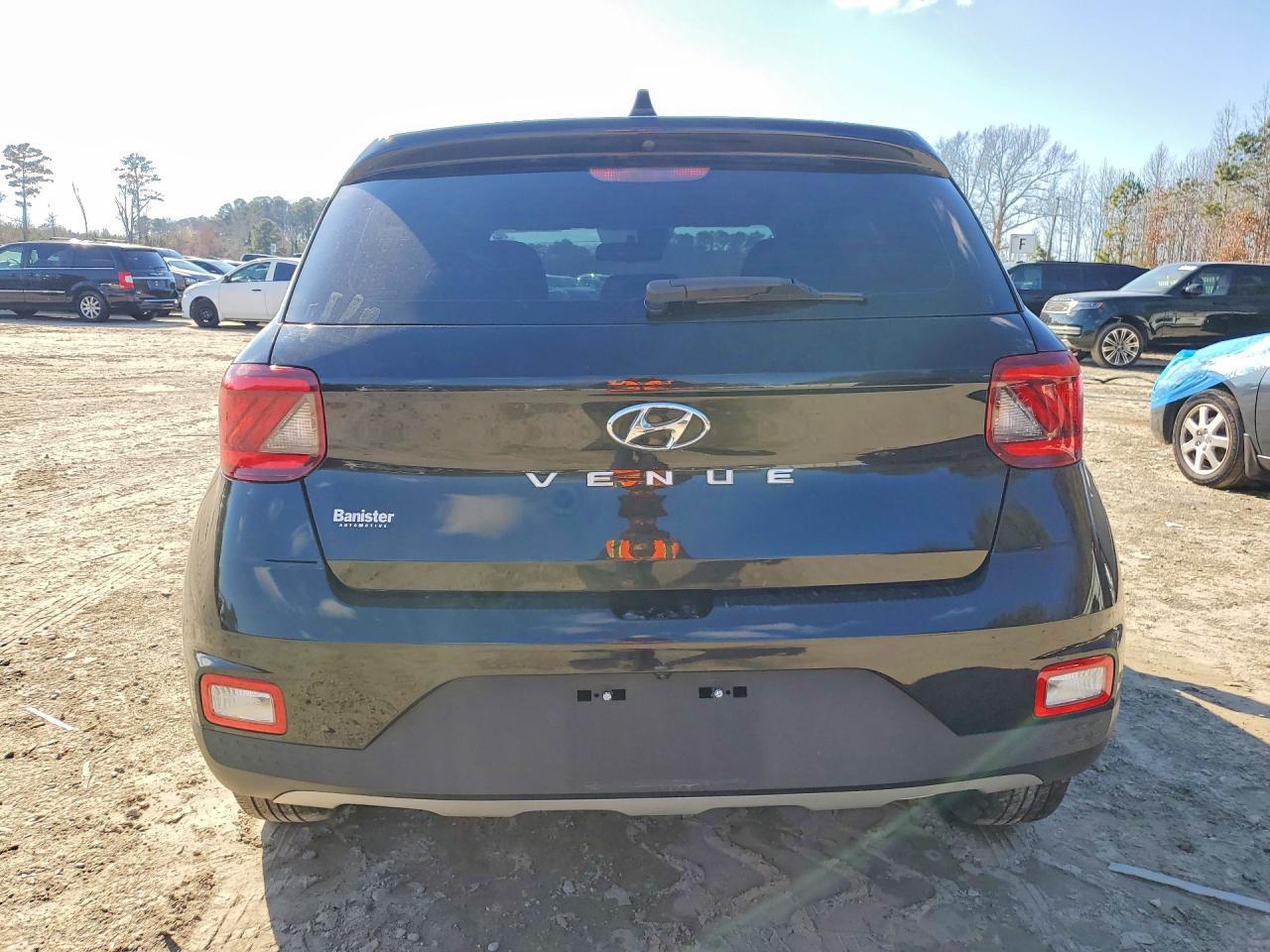 2021 Hyundai Venue Se - zdjęcie 6