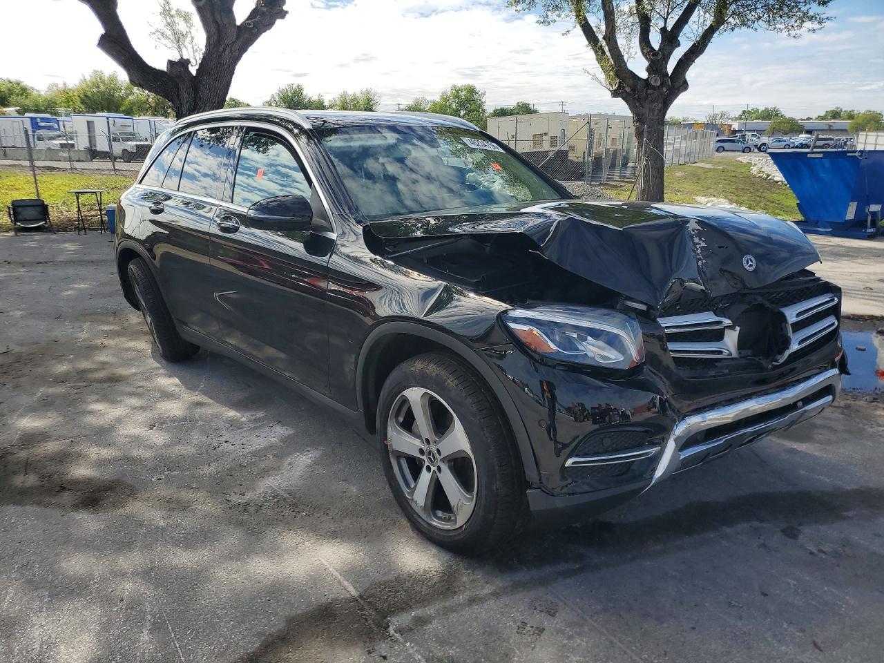 2019 Mercedes-Benz Glc 300 4Matic - zdjęcie 4