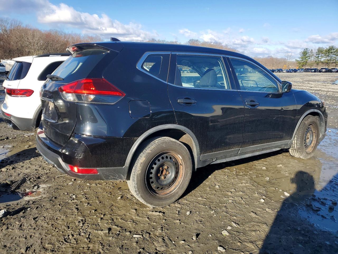 2018 Nissan Rogue S - zdjęcie 3