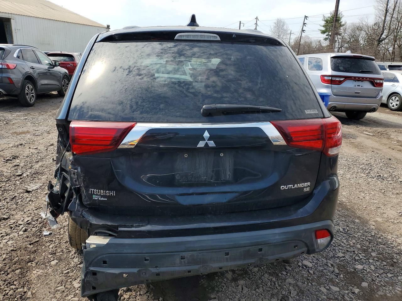 2019 Mitsubishi Outlander Se - zdjęcie 6