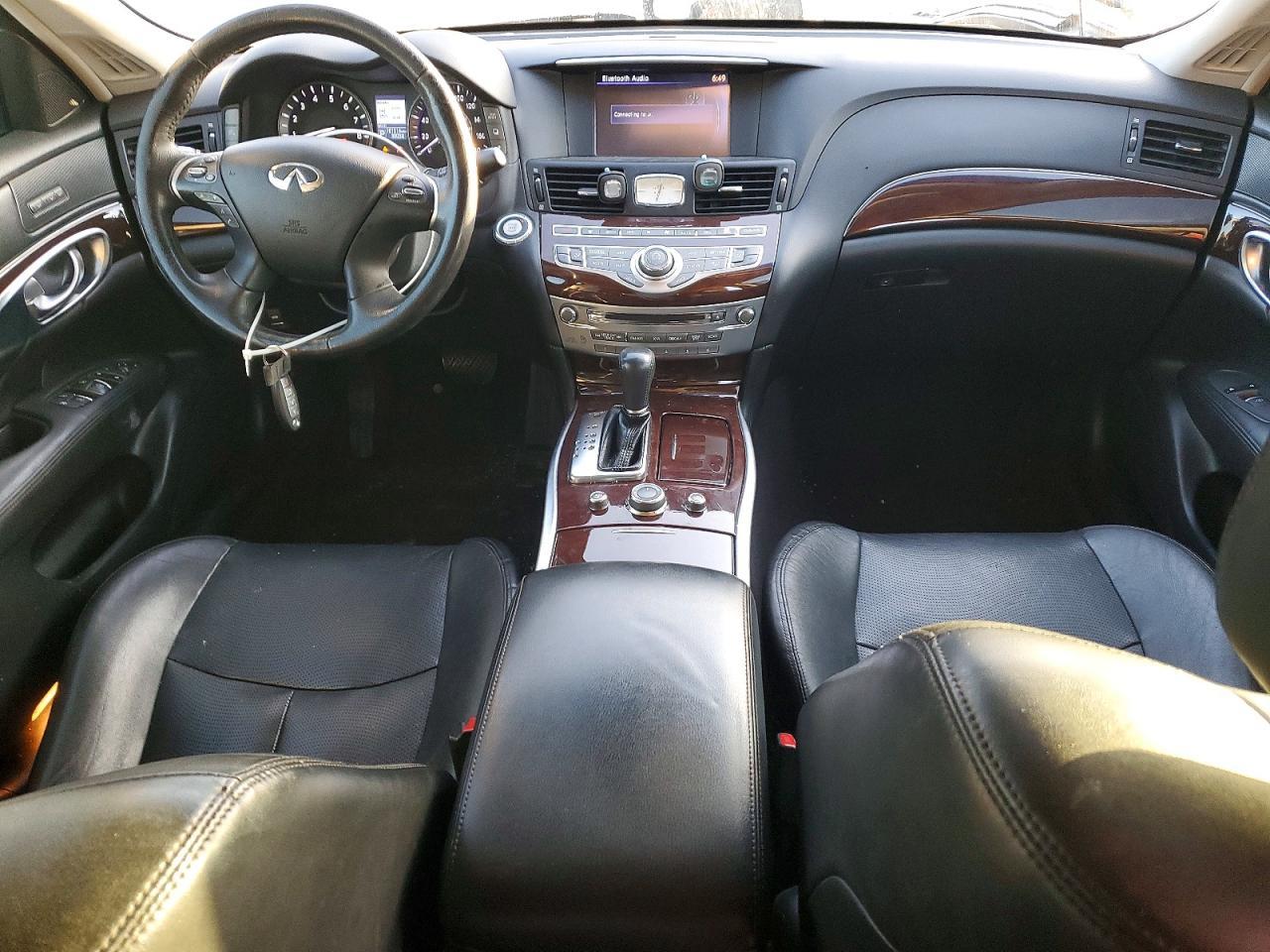 2017 Infiniti Q70 3.7 - zdjęcie 8