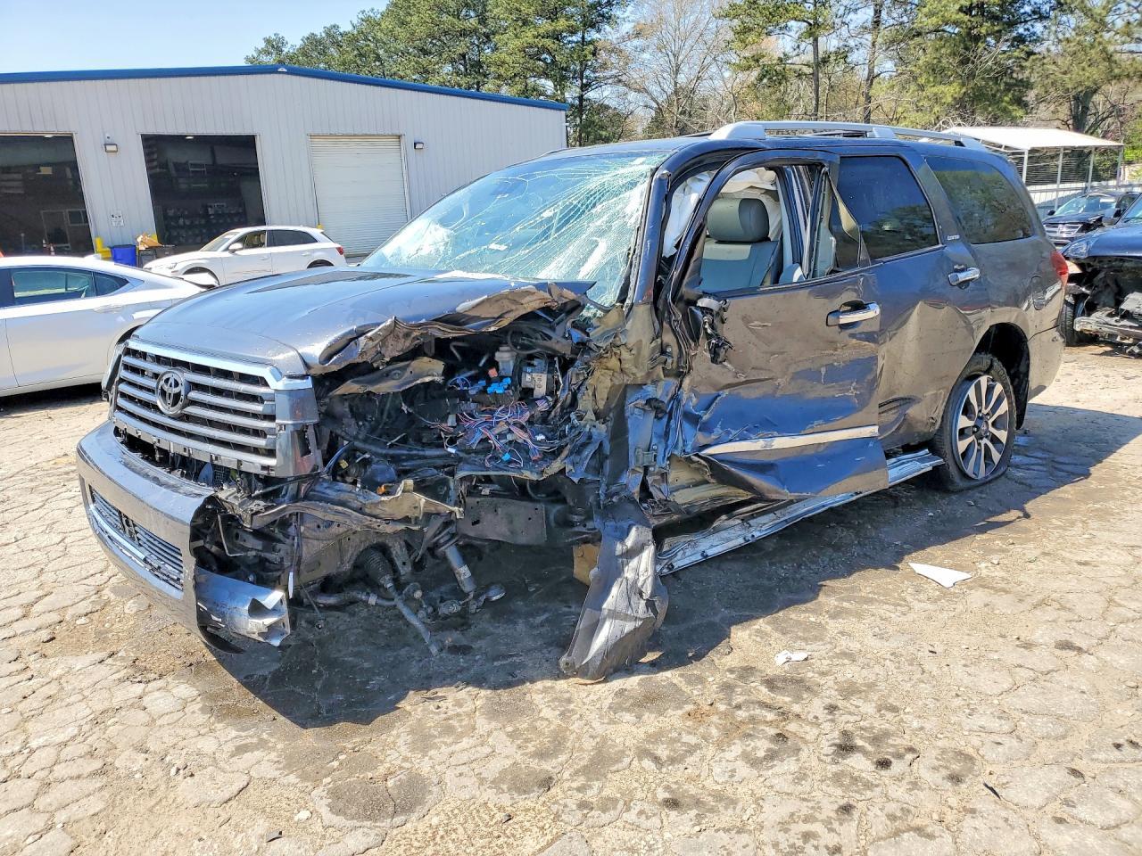 2020 Toyota Sequoia Limited - zdjęcie główne