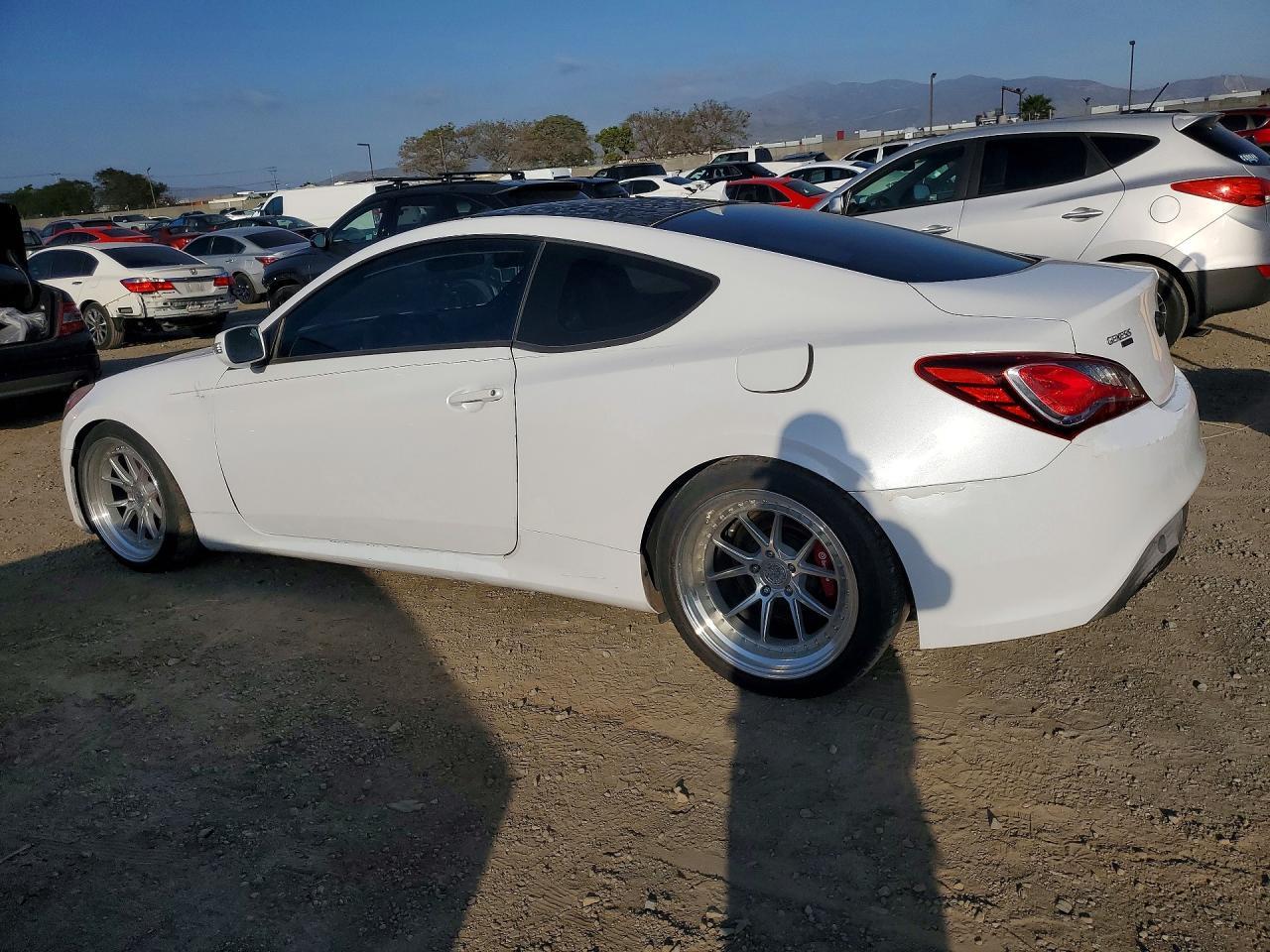 2014 Hyundai Genesis Coupe 3.8 R-Spec - zdjęcie 2