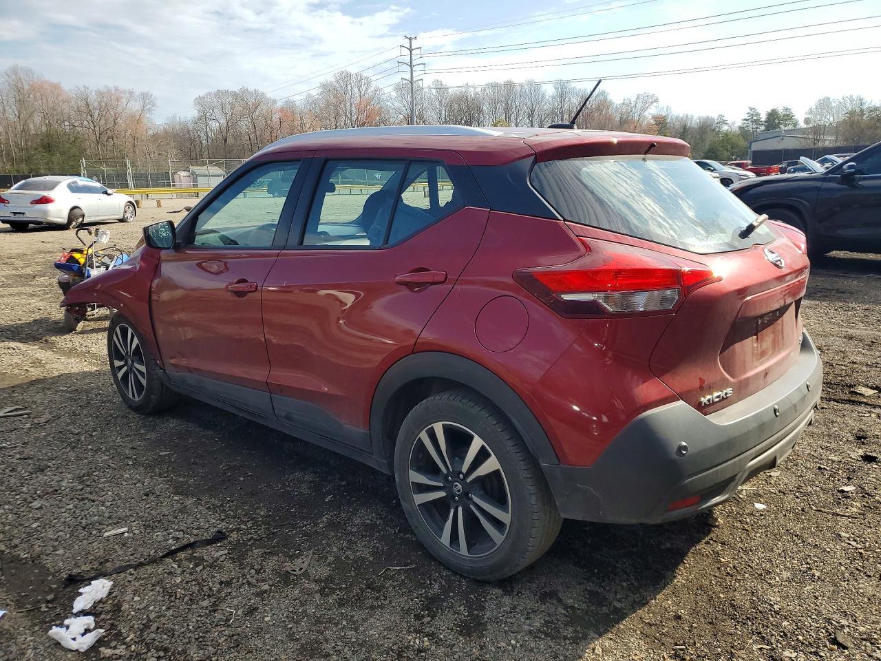 2020 Nissan Kicks Sv - zdjęcie 2