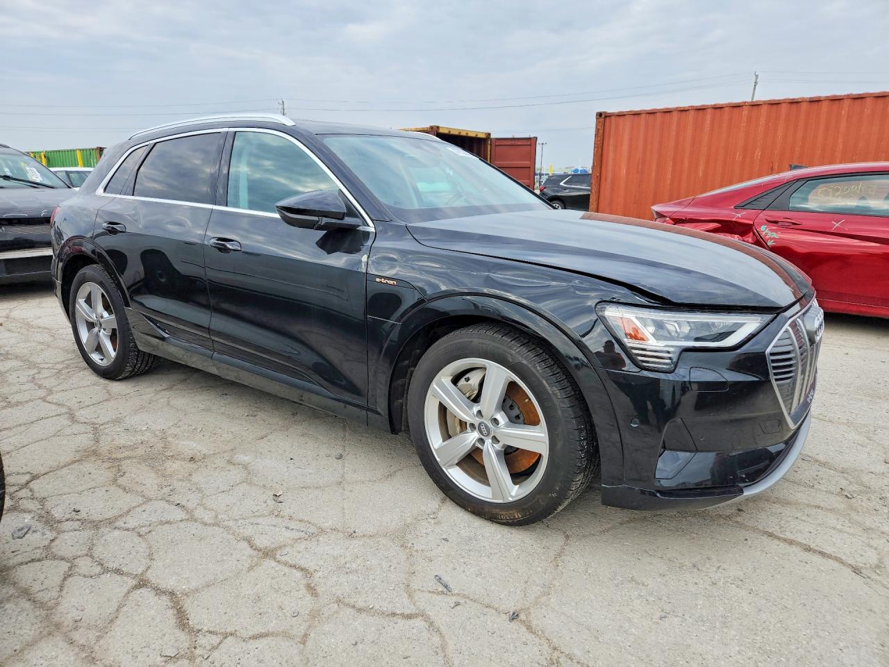2019 Audi E-Tron Premium Plus - zdjęcie 4
