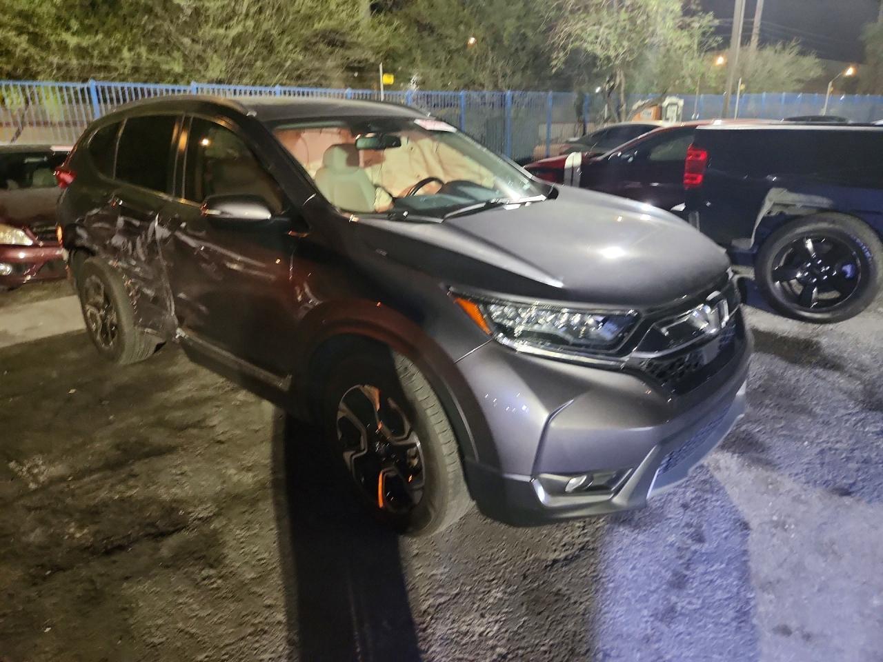 2018 Honda Cr-V Touring - zdjęcie 4