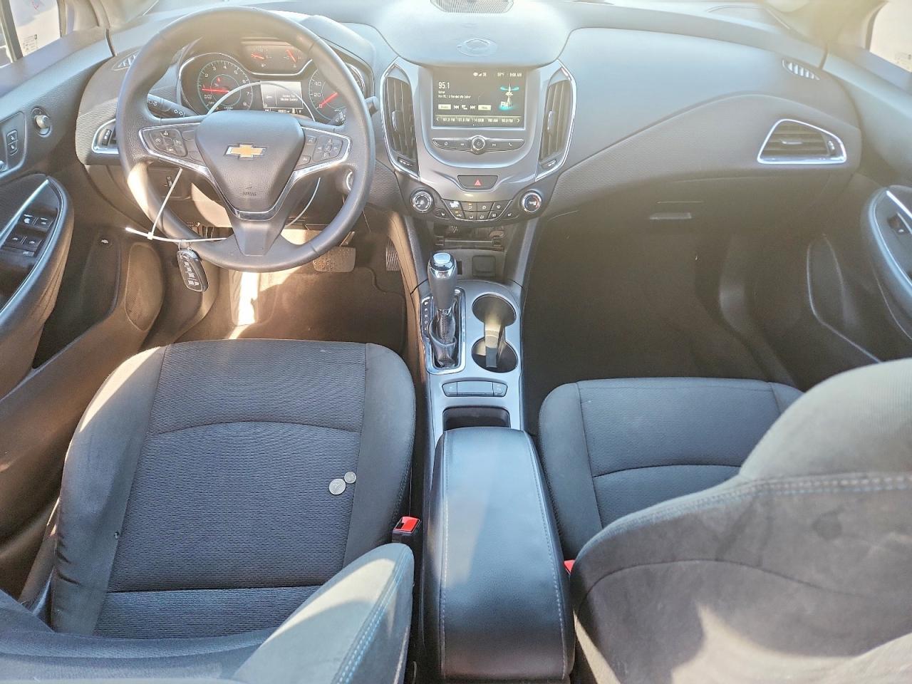 2018 Chevrolet Cruze Lt - zdjęcie 8