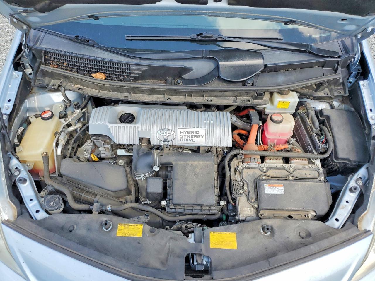 2014 Toyota Prius V Two - zdjęcie 11