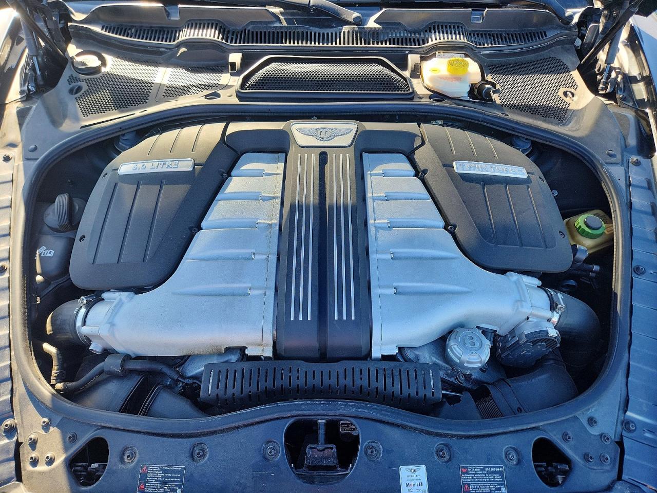 2017 Bently Flying Spur - zdjęcie 11