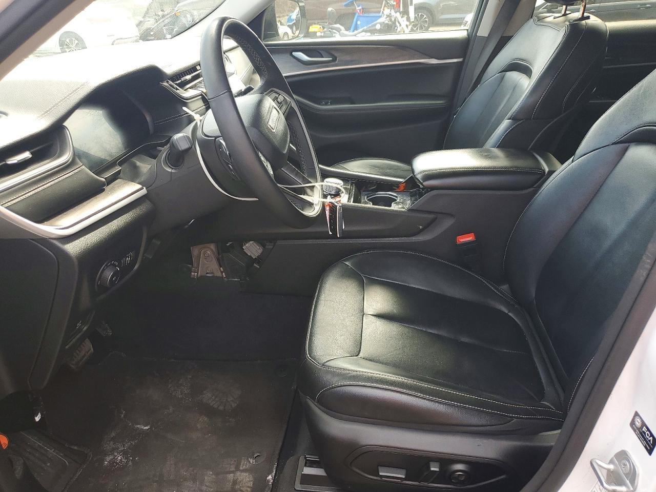 2023 Jeep Grand Cherokee - zdjęcie 7