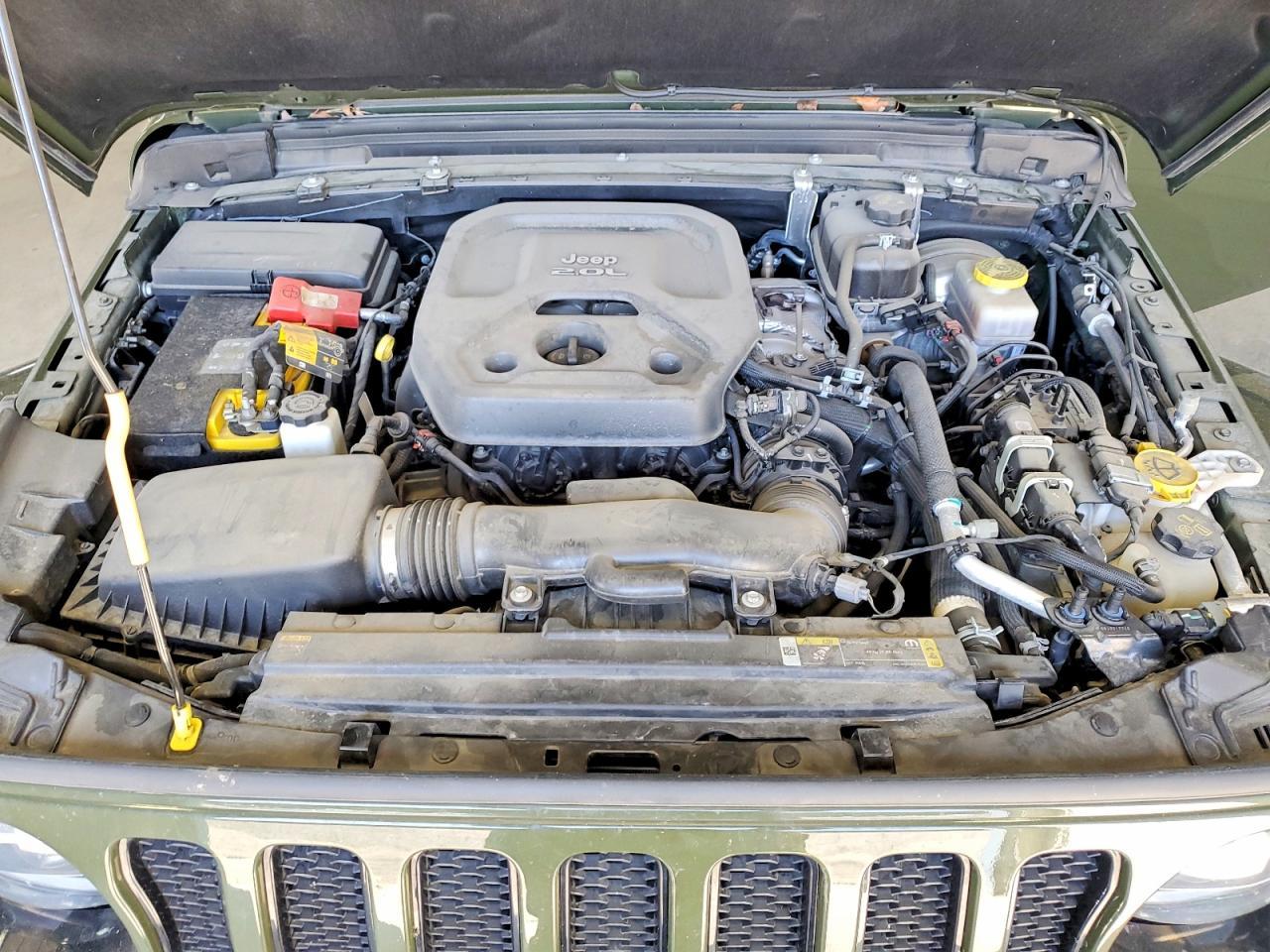 2021 Jeep Wrangler Unlimited Sahara - zdjęcie 11