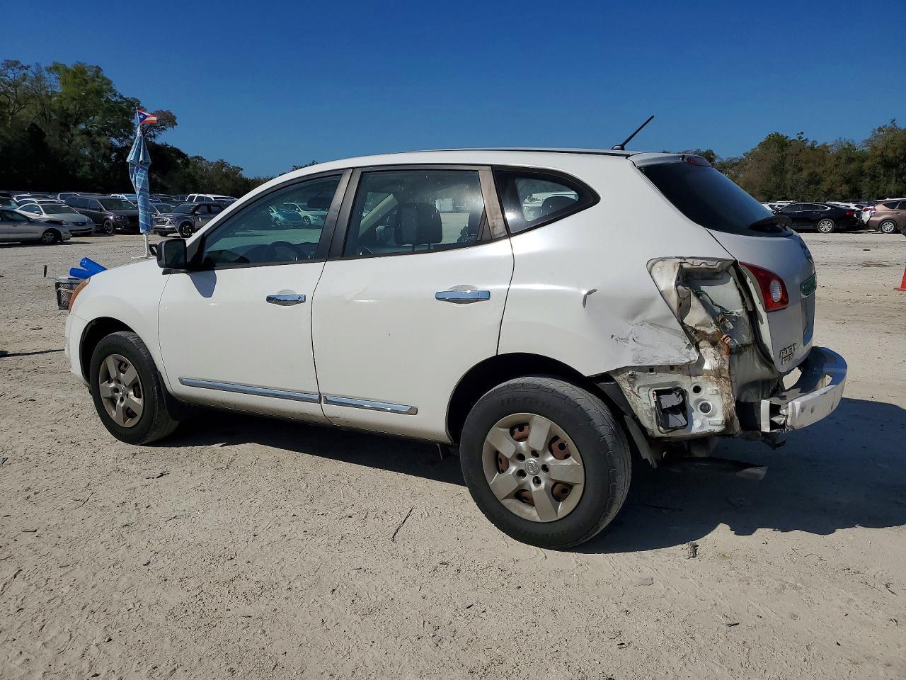 2014 Nissan Rogue Select S - zdjęcie 2