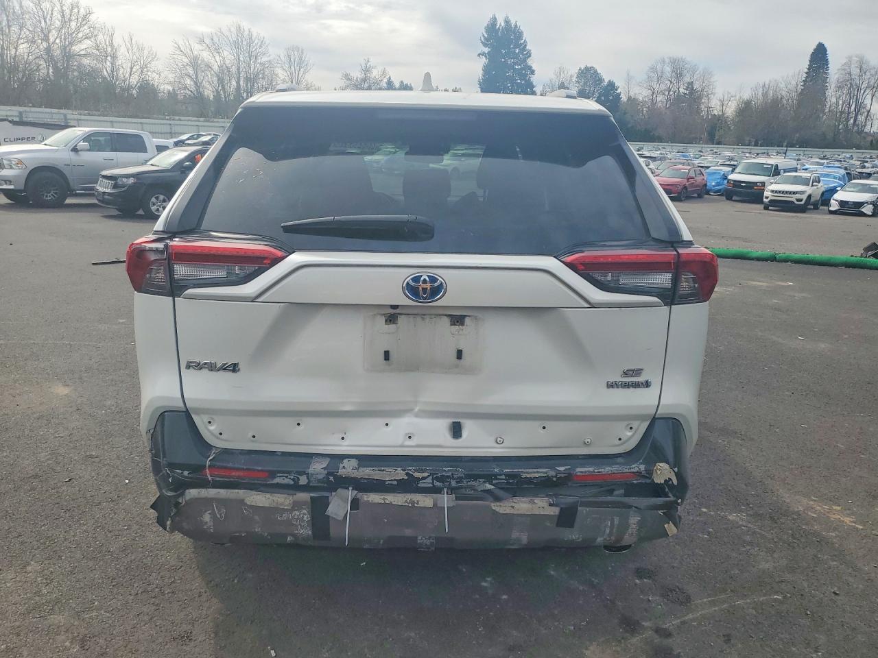 2022 Toyota Rav4 Hybrid Se - zdjęcie 6