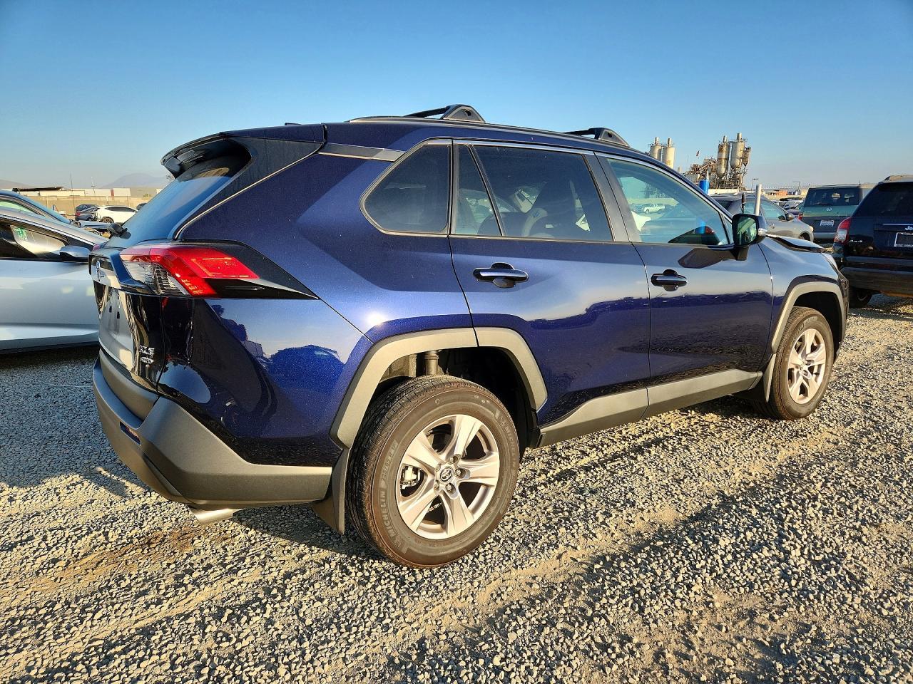 2025 Toyota Rav4 Xle - zdjęcie 3