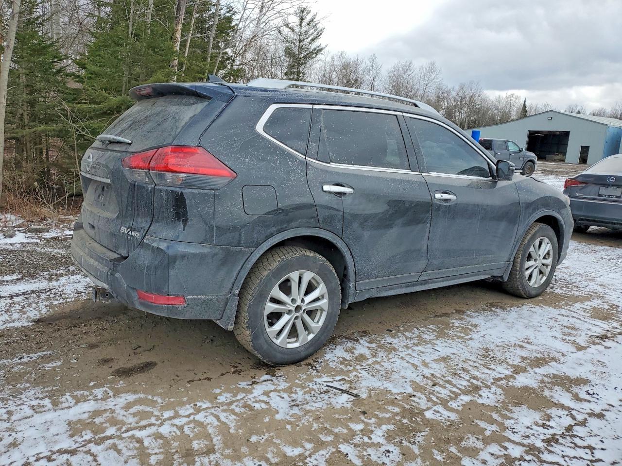 2017 Nissan Rogue S - zdjęcie 3