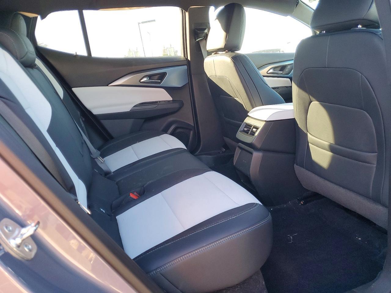 2025 Chevrolet Equinox Lt - zdjęcie 11