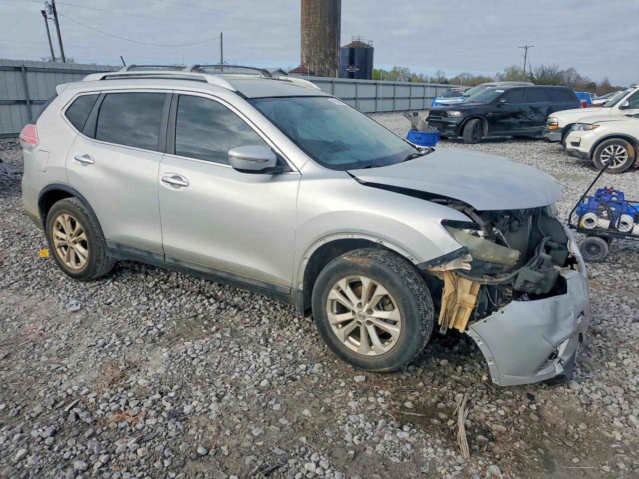 2014 Nissan Rogue Sv - zdjęcie 4