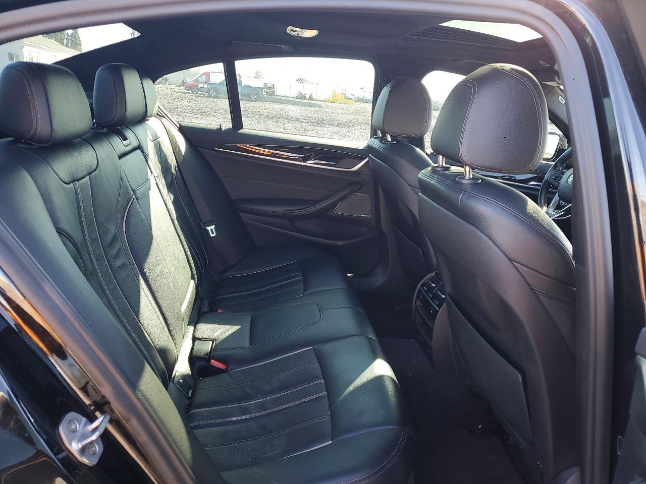 2018 BMW Seria 5 530e - zdjęcie 10