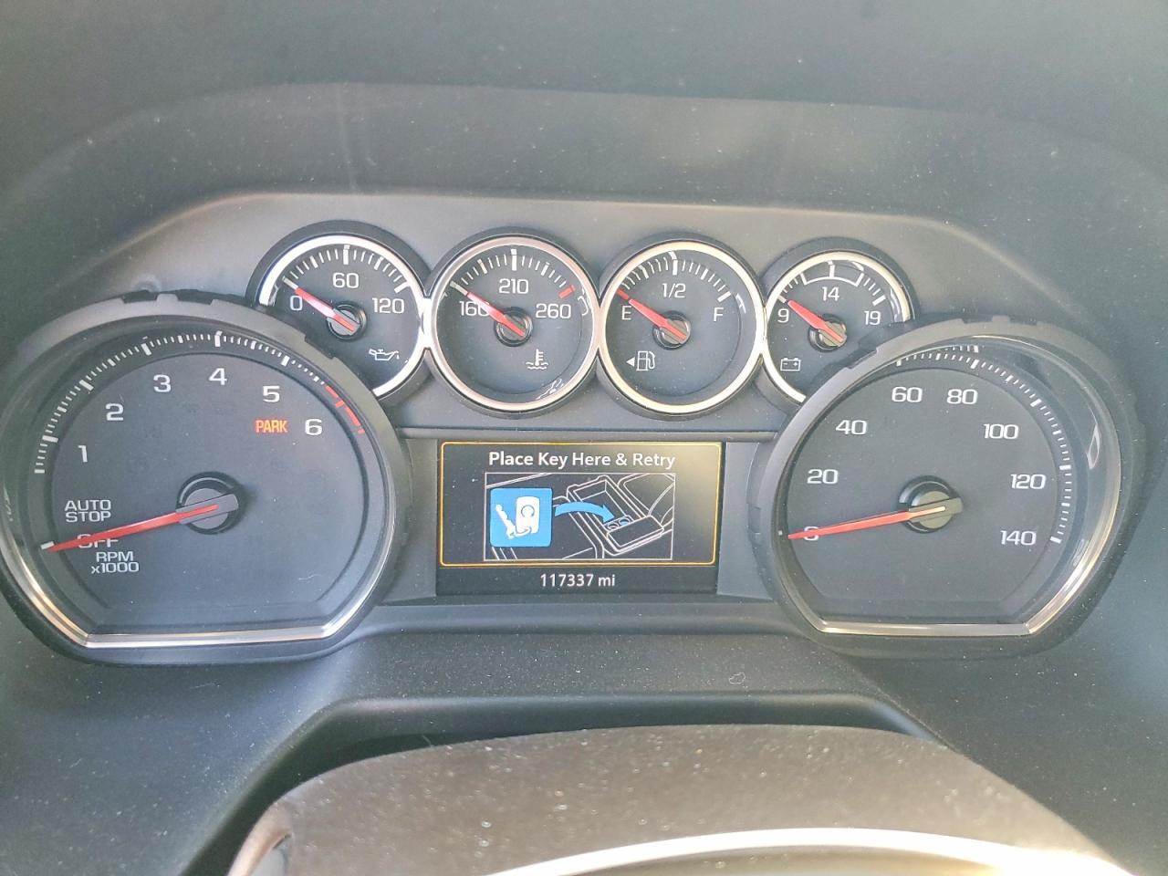 2021 Chevrolet Tahoe K1500 Z71 - zdjęcie 9