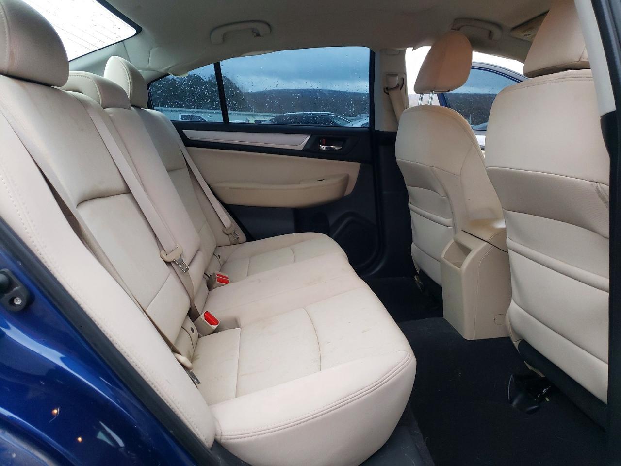 2015 Subaru Legacy 2.5I Premium - zdjęcie 10