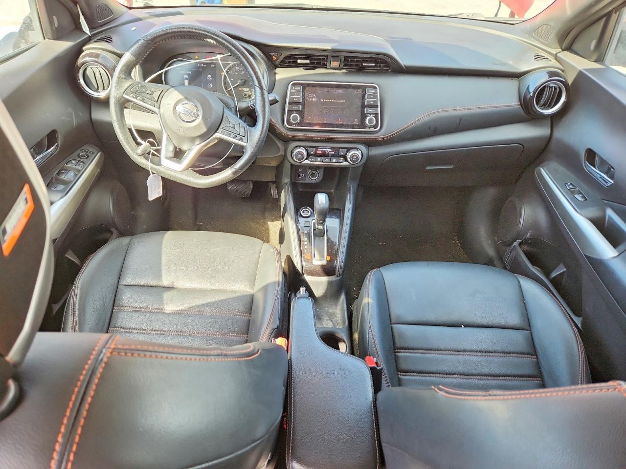 2020 Nissan Kicks Sr - zdjęcie 8