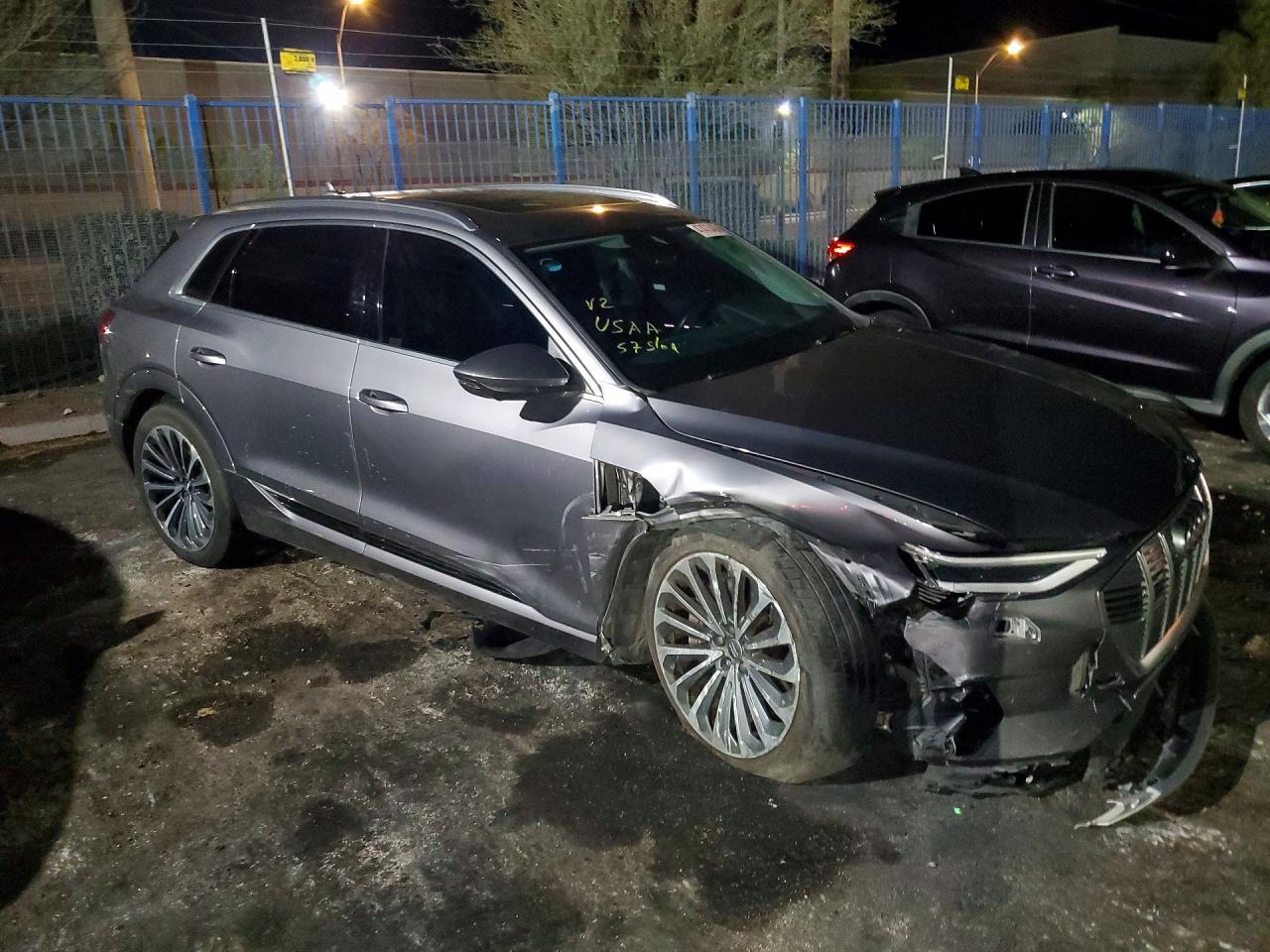 2019 Audi E-Tron Prestige - zdjęcie 4