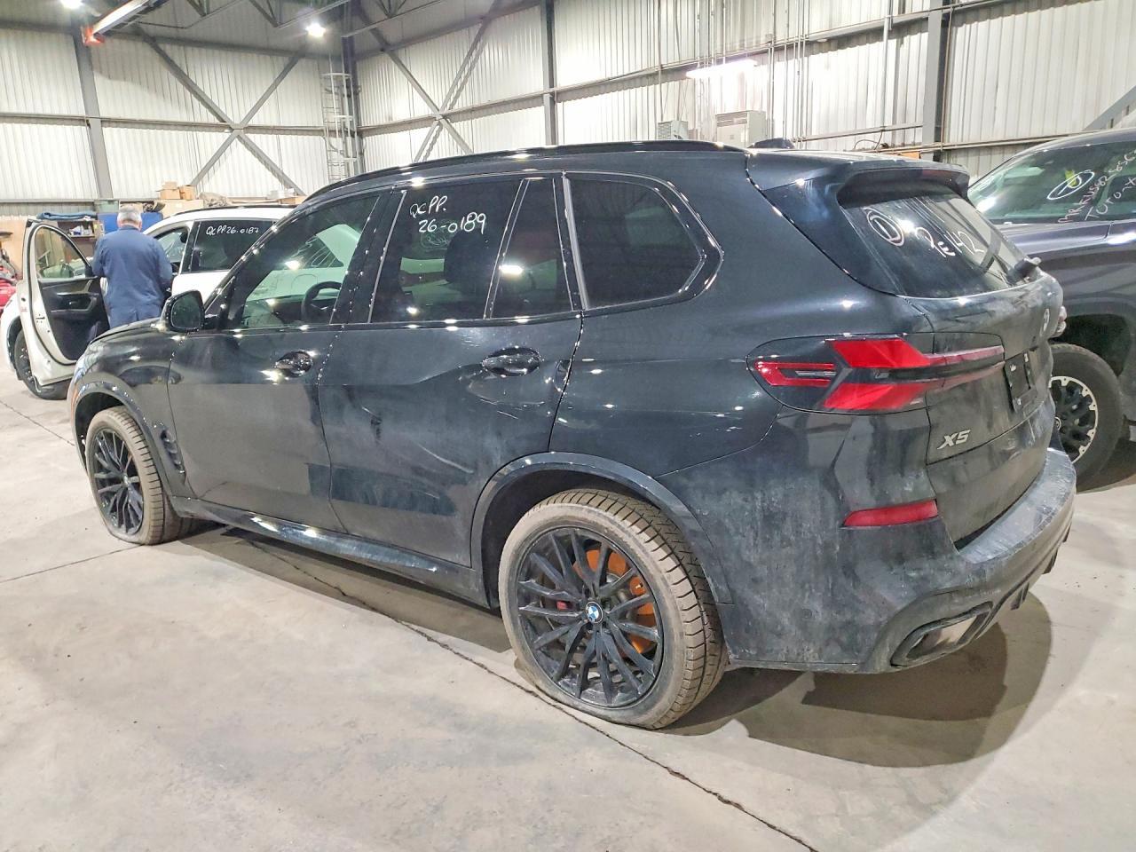 2026 BMW X5 xDrive40I - zdjęcie 2