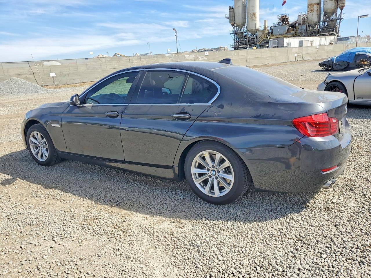 BMW Seria 5 - zdjęcie 2