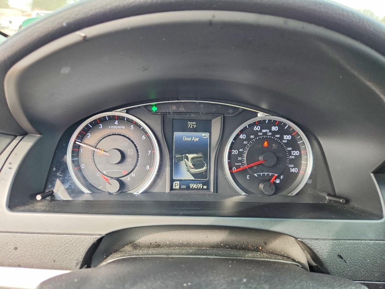 2016 Toyota Camry Se - zdjęcie 9