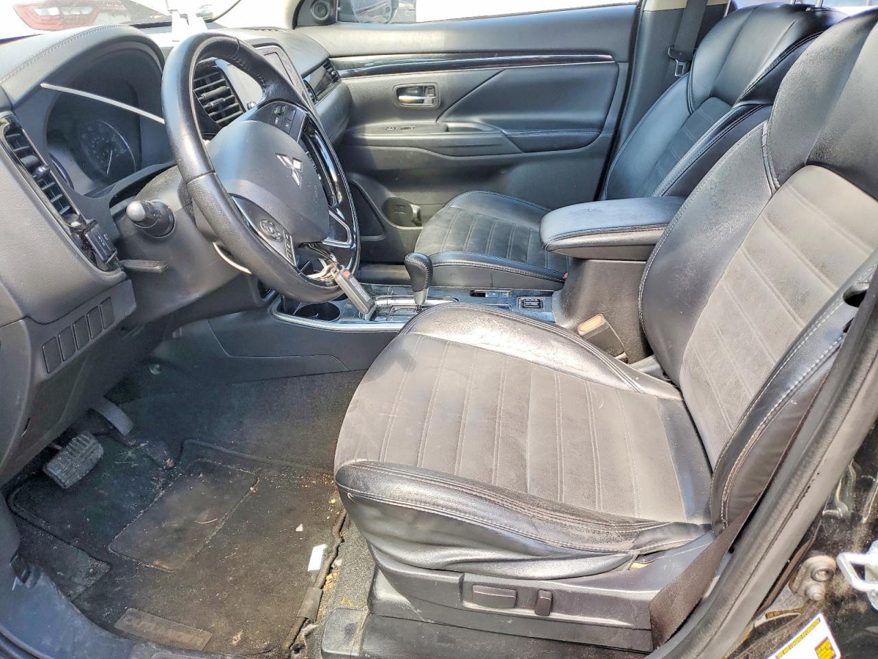 2019 Mitsubishi Outlander Se - zdjęcie 7