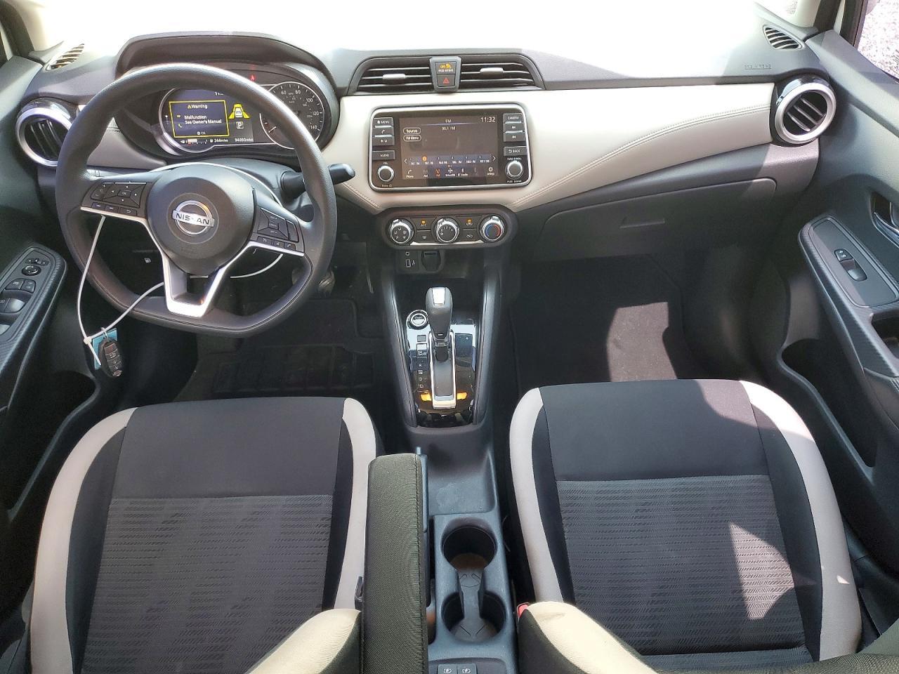 2020 Nissan Versa Sv - zdjęcie 8