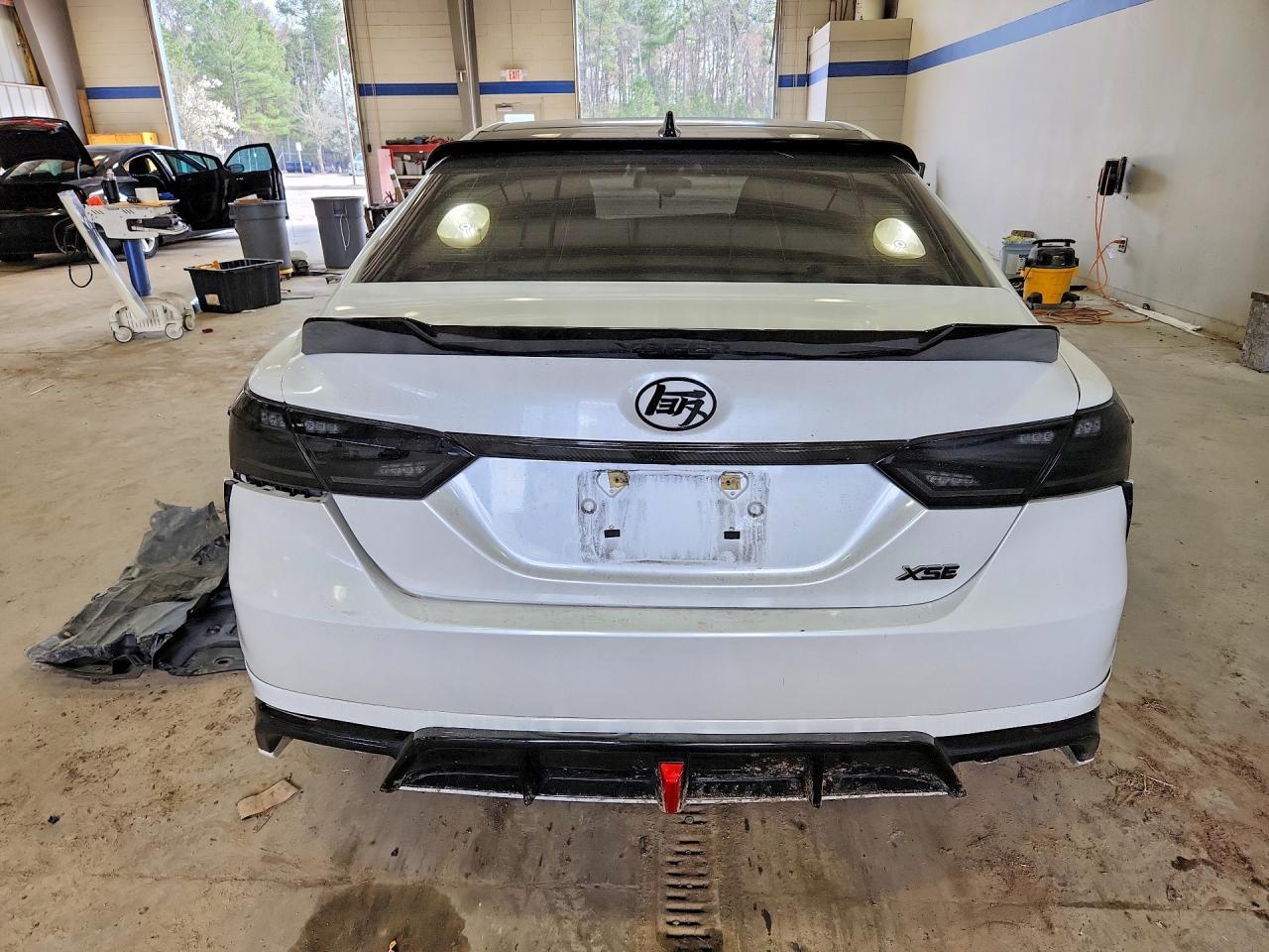 2023 Toyota Camry Xse V6 - zdjęcie 6