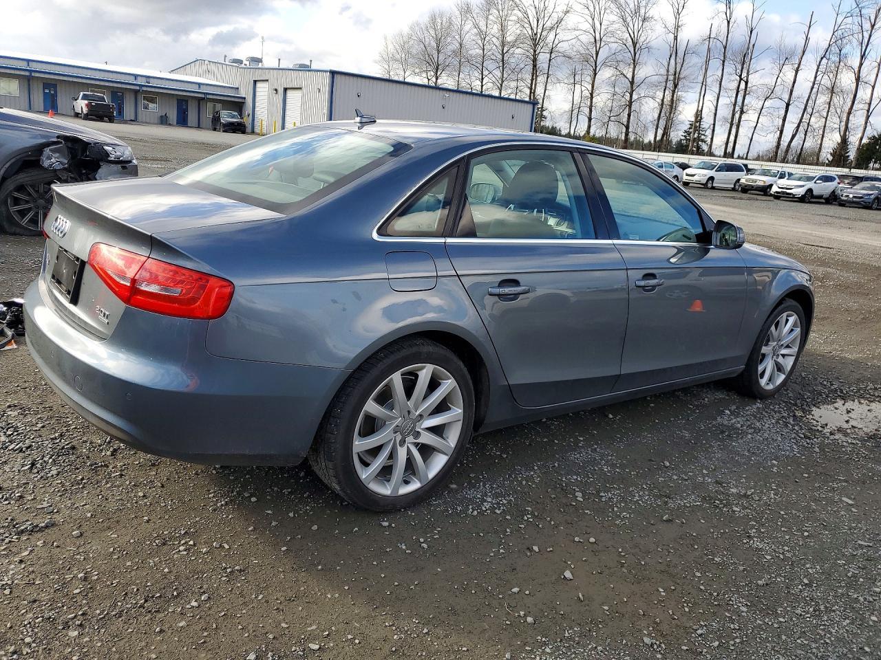 2013 Audi A4 Premium Plus - zdjęcie 3