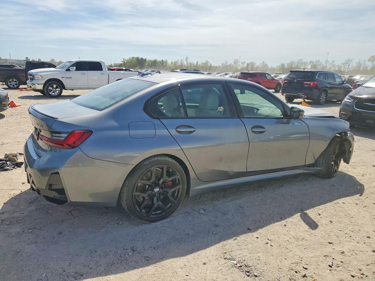 BMW Seria 3 - zdjęcie 3