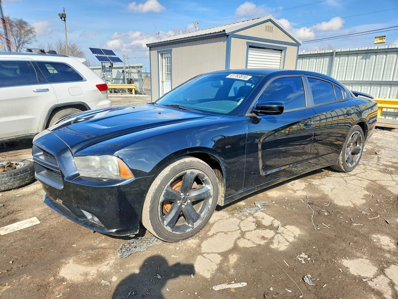 2014 Dodge Charger Sxt - zdjęcie główne