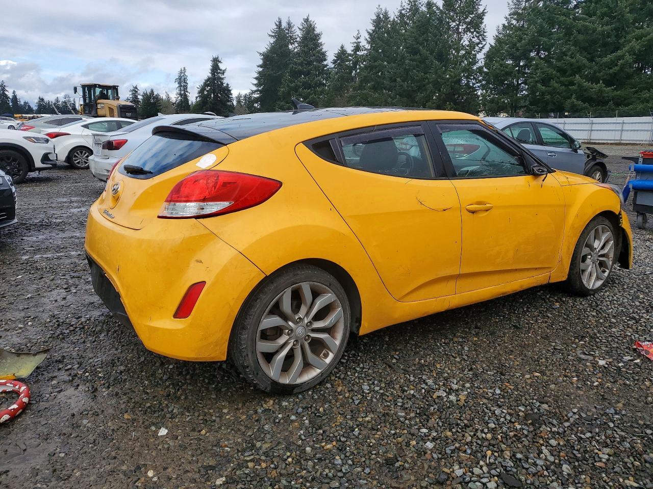 2015 Hyundai Veloster Base - zdjęcie 3