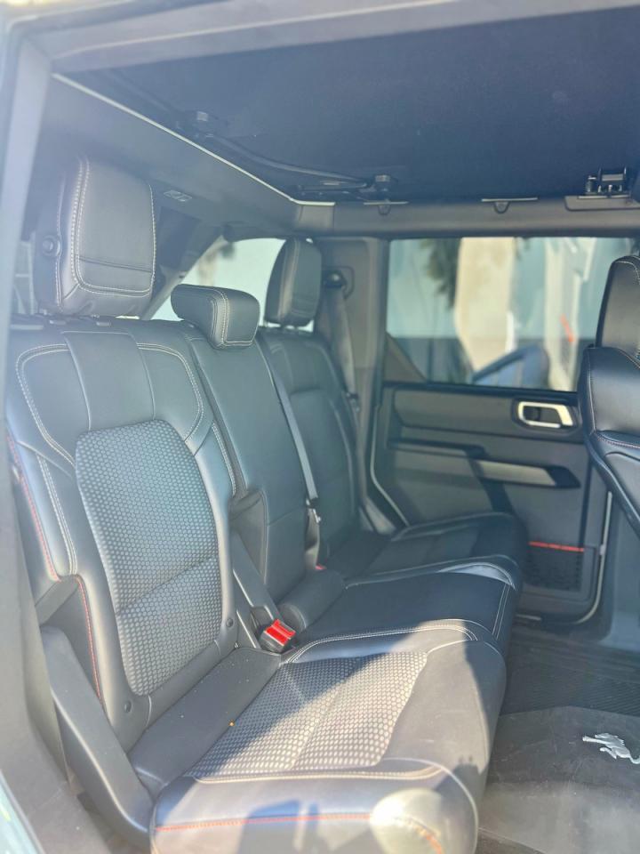 2023 Ford Bronco Raptor - zdjęcie 6