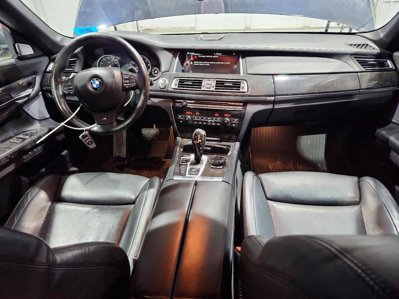 2015 BMW 750 Lxi - zdjęcie 8