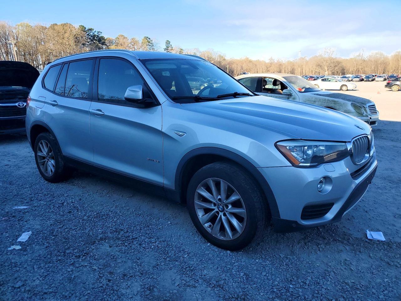 2017 BMW X3 Sdrive28I - zdjęcie 4