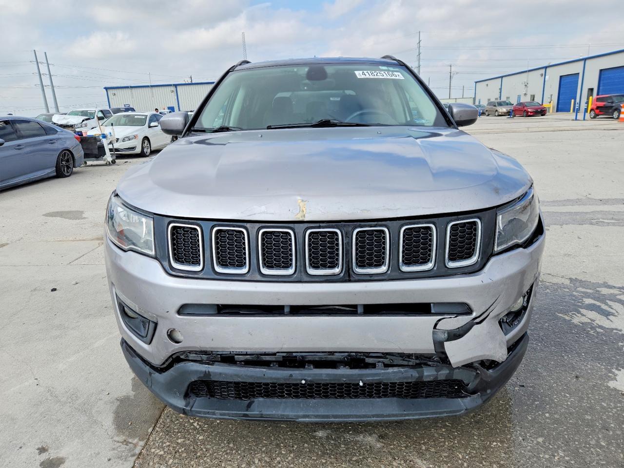 2018 Jeep Compass Latitude - zdjęcie 5