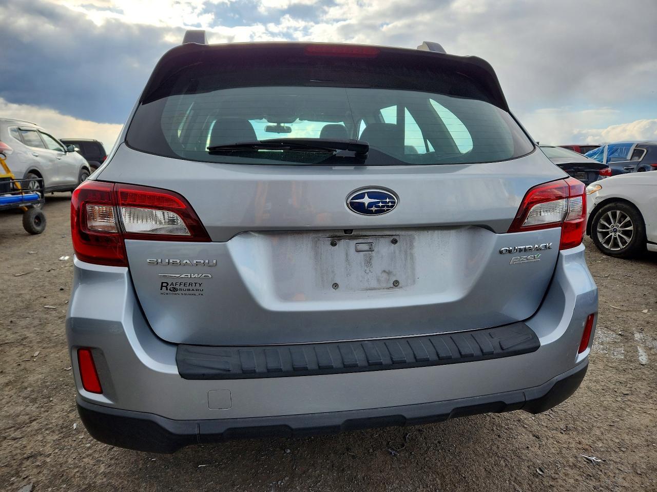 2017 Subaru Outback 2.5I - zdjęcie 6